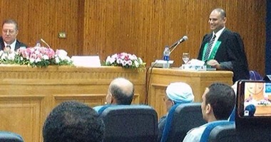 أحمد عزت يحصل على أول دكتوراه مصرية حول اللجان البرلمانية النوعية