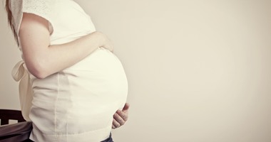 كل ما ترغبين معرفته عن الحمل.. أعراضه ومشكلاته والمفيد والضار للحامل