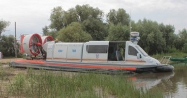 بالصور.. أحدث الابتكارات والاكتشافات العلمية الروسية.. إنتاج محركات "لا هوائية" لغواصات كهربائية.. وصناعة مادة تفوق صلابة الماس.. وابتكار سفينة إطفاء برمائية وزورق فخم يضاهى سيارة "رولس رويس"