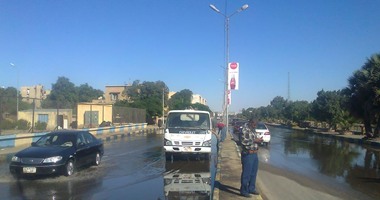 "مياه شرب القناة" تشارك فى إصلاح كسر خط تابع لمرفق الهيئة