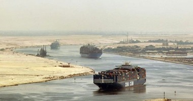 37 سفينة تعبر قناة السويس اليوم بحمولة 1.9 مليون طن