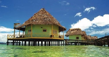 بالصور.. أكثر 10منتجعات سحرا وإثارة فى العالم.. بونتا كاراكول فى بنما يعوم فوق الشعاب المرجانية.. وجمال الشواطئ البيضاء والمياه الكرستالية فى جزر المالديف.. وتمتع بلحظات الغروب الساحرة فى "أغنية سا"