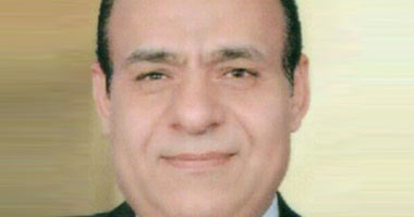 رئيس حى المتنزه بالإسكندرية يشدد على الانتهاء من مشروعات الصرف الصحى