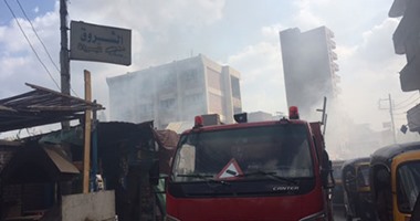 حريق فى عدد من الأكشاك بسور الأزبكية والدفع بـ 4 سيارات إطفاء