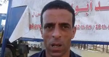 بالفيديو.. مواطن خلال زيارة وزير الآثار لـ"فوه":"شوفوا ريحة المية"