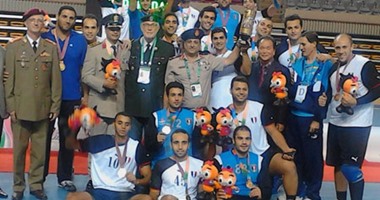 أبطال الألعاب العسكرية يهدون الميداليات للرئيس والشعب المصرى
