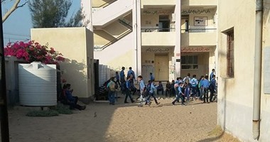 تسليم 5151 حقيبة مدرسية مجانا للطلبة بمناطق الشيخ زويد