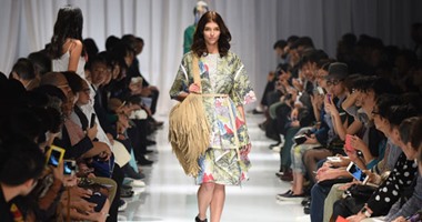 أزياء راقية وموديلات أنيقة فى أسبوع الموضة اليابانى