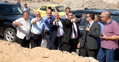 محافظ القاهرة يتفقد أعمال إخلاء المناطق الخطرة بمنشآة ناصر