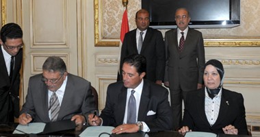 بالصور.. محافظ الإسكندرية: نعمل على وضع المحافظة على خارطة الاستثمار العالمى