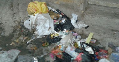 "صحافة المواطن"..انتشار القمامة بأبوكبير فى الشرقية بعد إضراب عمال النظافة