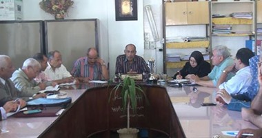 "تعليم شمال سيناء" تشكل لجنة لإنهاء تحويلات الطلاب المنقولين من الشيخ زويد