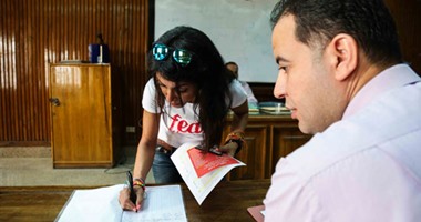 شباب المصريين فى الخارج يؤمنون اللجان الانتخابية بالسفارات والقنصليات