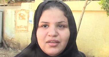 بالفيديو.. مواطنة تطالب وزير التعليم بالتحقيق فى واقعة رسوب ابنها بالخطأ