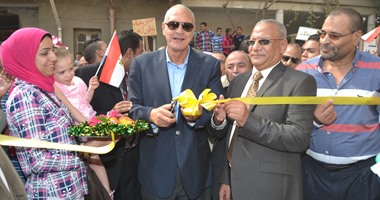 محافظ الغربية يفتتح منفذ لبيع السلع الغذائية بمدينة بسيون