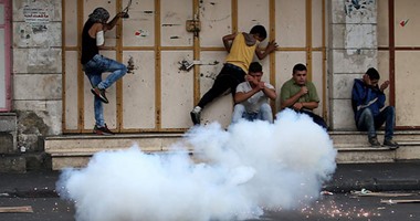 إصابة عشرات الفلسطينيين إثر قمع الاحتلال مسيرة سلمية مناهضة للاستيطان