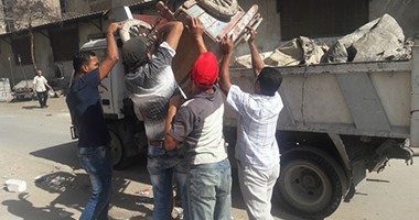 أمن الجيزة يشن حملة لإزالة الإشغالات بمحيط وزارة الزراعة ونادى الصيد