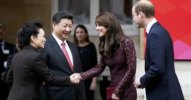 بالصور.. الأمير وليام وزوجته كاثرين يستقبلان الرئيس الصينى وزوجته