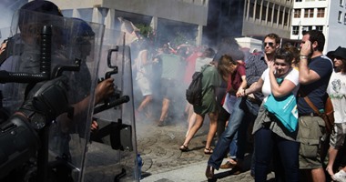 بالصور.. استمرار مظاهرات الطلاب بجنوب أفريقيا احتجاجا على زيادة المصاريف