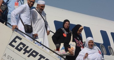 مصر للطيران تسير غدا 15 رحلة لنقل 3500 حاج