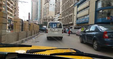 قارئ لـ"صحافة المواطن": "ميكروباص" يسير بدون لوحات معدنية فى الإسكندرية