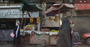 قارئ يشارك "صحافة المواطن" بصور تحول شارع السلخانة بالفيوم لسوق عشوائى