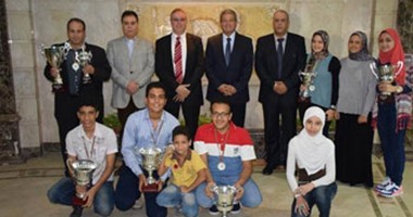 وزير الرياضة يكرم أبطال مصر والعرب فى الشطرنج