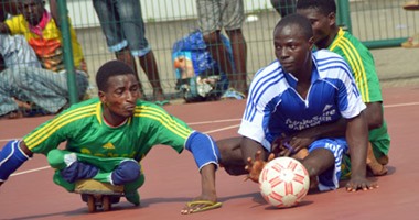 بالصور.. نيجيريا تحتفل بخلوها من مرض شلل الأطفال بمباراة كرة قدم