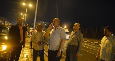 بالصور.. محافظ البحر الأحمر يتفقد أعمال سحب مياه الأمطار