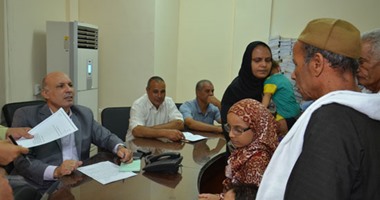 مساعدات مالية من محافظة بنى سويف لـ15 مواطنا