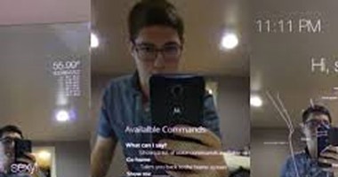 بالفيديو.. مطور بمايكروسوفت يبتكر مرآة ذكية تتحكم فيها بالأوامر الصوتية