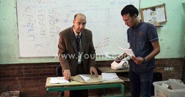 بالصور.. اللجان الانتخابية تفتح أبوابها فى ثانى أيام جولة الإعادة بـ 14 محافظة