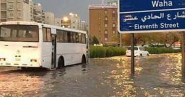 "صحافة المواطن".. قارئ يشارك بمقطع فيديو لغرق منطقة السالمية فى الكويت