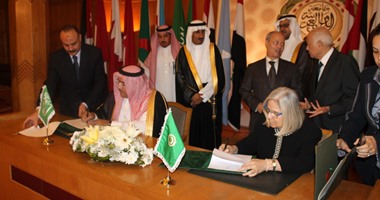 الجامعة العربية وإدارة الملك عبدالعزيز توقعان مذكرة تفاهم للحفاظ على الوثائق