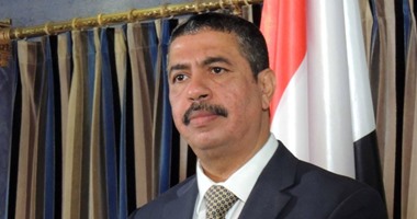 رئيس الوزراء اليمنى يجرى اتصالا هاتفيا بوزير الدفاع السعودى