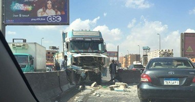 مصدر :انقطاع فرامل"النقل"سبب اصطدامها بـ 19 سيارة فى نفق السلام