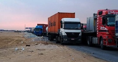 "صحافة المواطن": بالصور.. شلل مرورى بمدخل نفق الشهيد أحمد حمدى