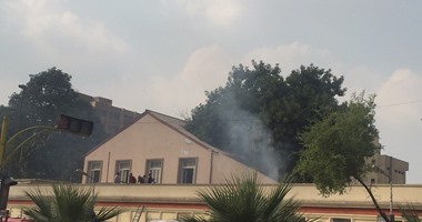 حريق محدود بكلية فنون تطبيقية جامعة حلوان ووصول المطافئ لإخمادها