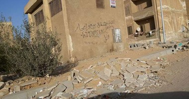 صحافة المواطن: شكوى من تراكم مخلفات البناء والقمامة بشوارع مدينة العبور