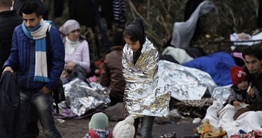 بالصور.. اللاجئون فى محنة جديدة على شواطئ جزر اليونان
