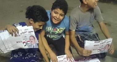 بالصور.. مرشحو البرلمان يستغلون الأطفال فى الدعاية الانتخابية بالإسكندرية