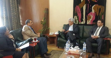 سفير فلسطين يوقع بروتوكول تعاون وتدريب مع نقابة الصحفيين
