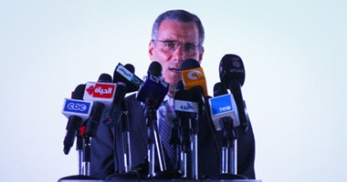 وزير الصحة يعيد وحيد دوس رئيسا للجنة الفيروسات ويعين 3 نواب له