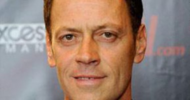 نجم أفلام إباحية ينشئ جامعة لتخريج نجوم "البورنو" فى عرض حى