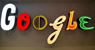 "جوجل" تطلق مشروعًا للتخلص من المواقع المضللة من نتائج البحث