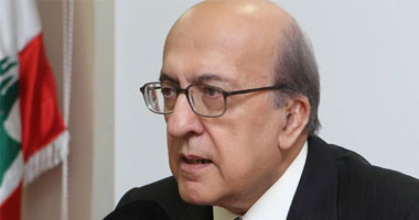 رئيس الاتحاد الدولى للمصرفيين العرب يصل القاهرة