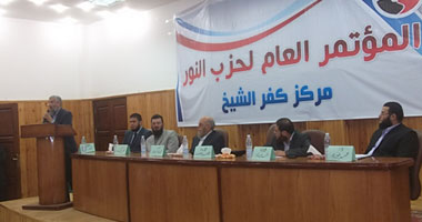  نائب رئيس "النور": نبذل الجهد لتغيير القوانين المخالفة للشريعة.. المشاكل الداخلية بالحزب أمر طبيعى لكن استطعنا اجتيازها.. ليس أمرًا مستبعدًا أن يكون منا أحد يحب الدنيا 