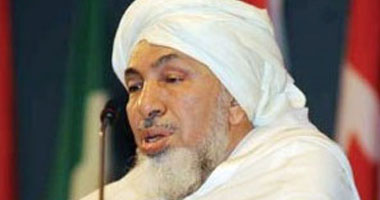 العلامة الموريتانى"بن بيه":الإسلام ليس دين عنف ويجب تجريم الفكر التكفيرى