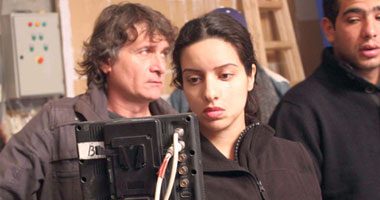 ليلى كنعان تغادر القاهرة وتستعد لحضور "مهرجان روتردام السينمائى"