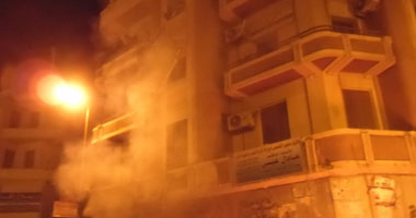 بالفيديو.. اقتحام مقر الإخوان المسلمين بدمنهور وإلقاء متعلقاته بالخارج